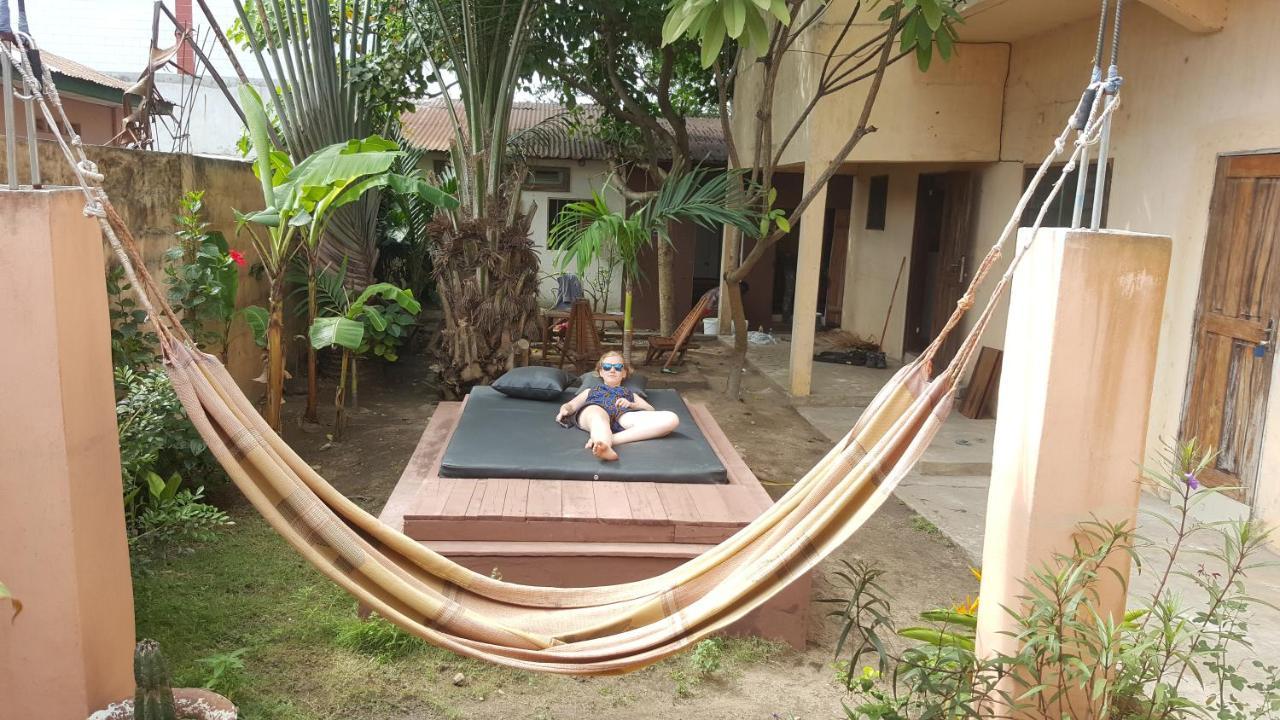 La Guesthouse Etoile كوتونو المظهر الخارجي الصورة