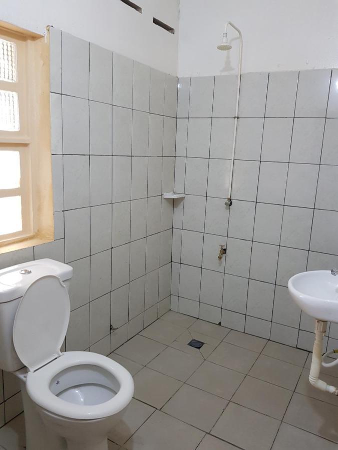 La Guesthouse Etoile كوتونو المظهر الخارجي الصورة