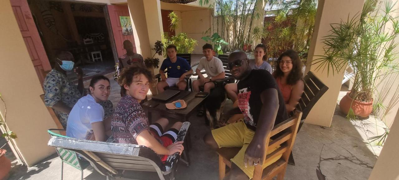 La Guesthouse Etoile كوتونو المظهر الخارجي الصورة