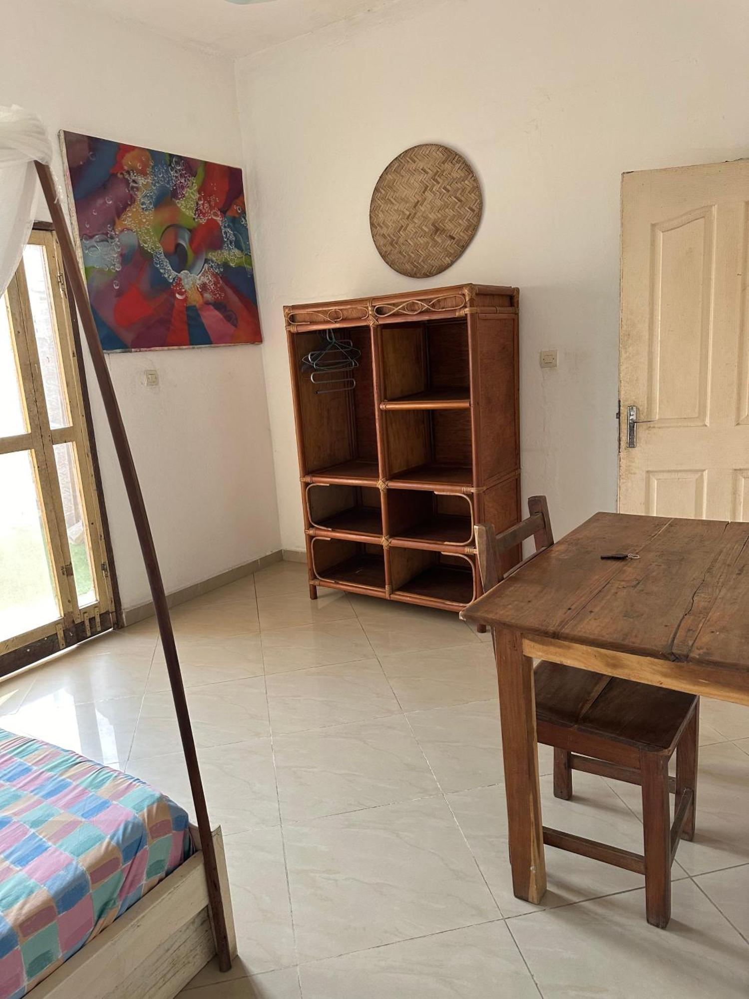 La Guesthouse Etoile كوتونو المظهر الخارجي الصورة